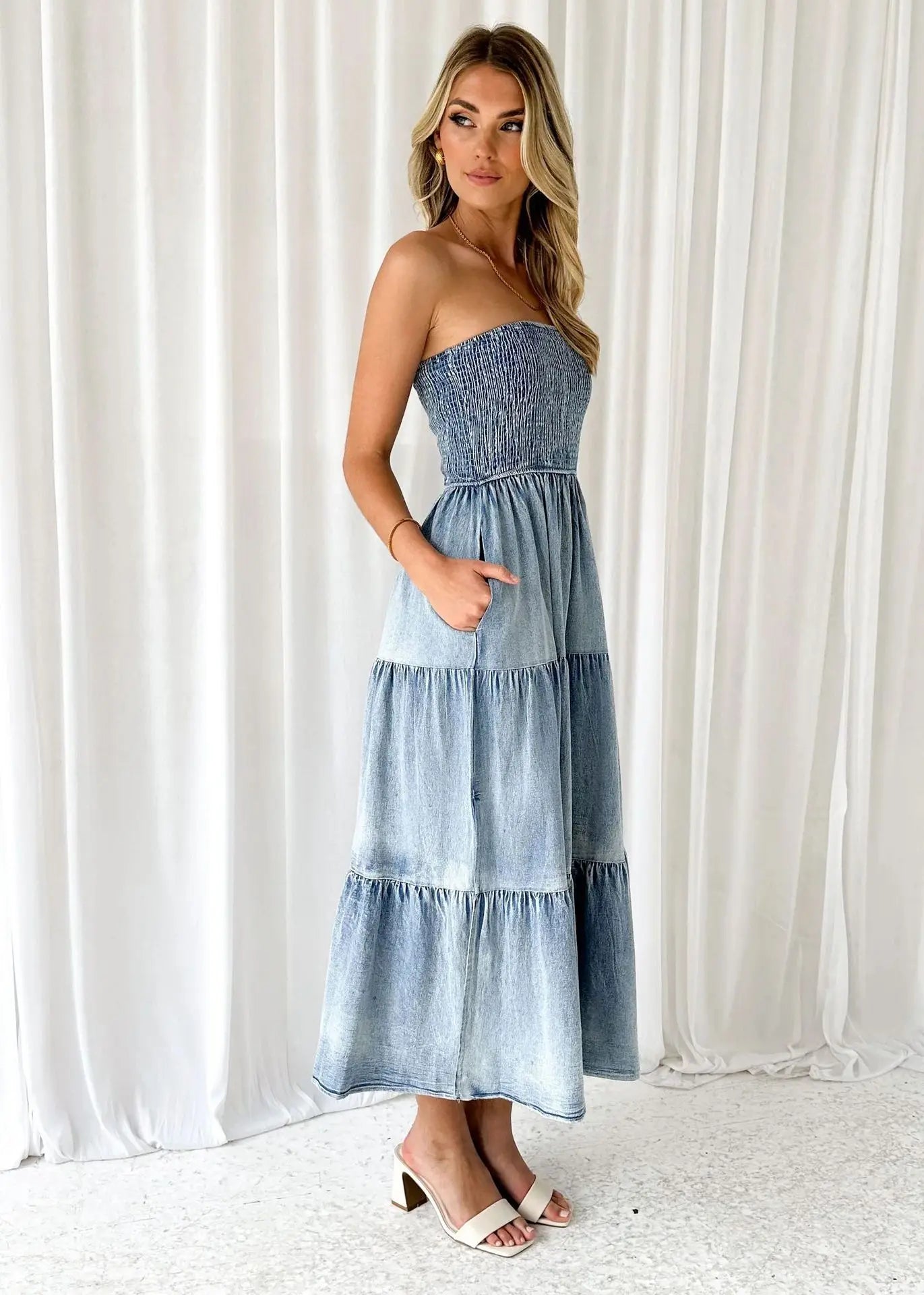 Robe Bustier en Jean chez ma-robe-jean.com