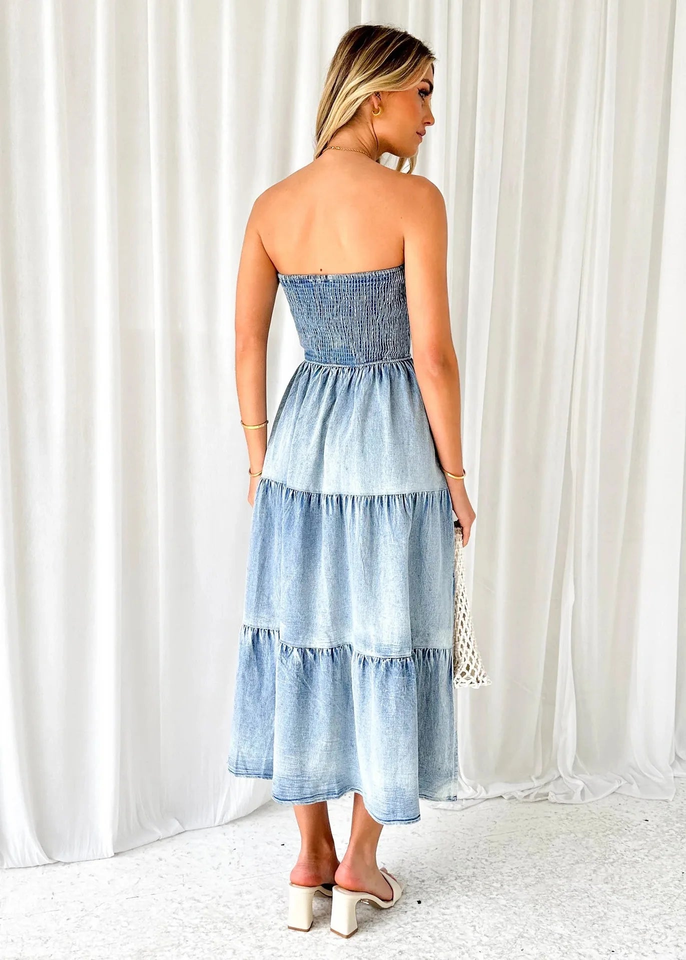 Robe Bustier en Jean chez ma-robe-jean.com